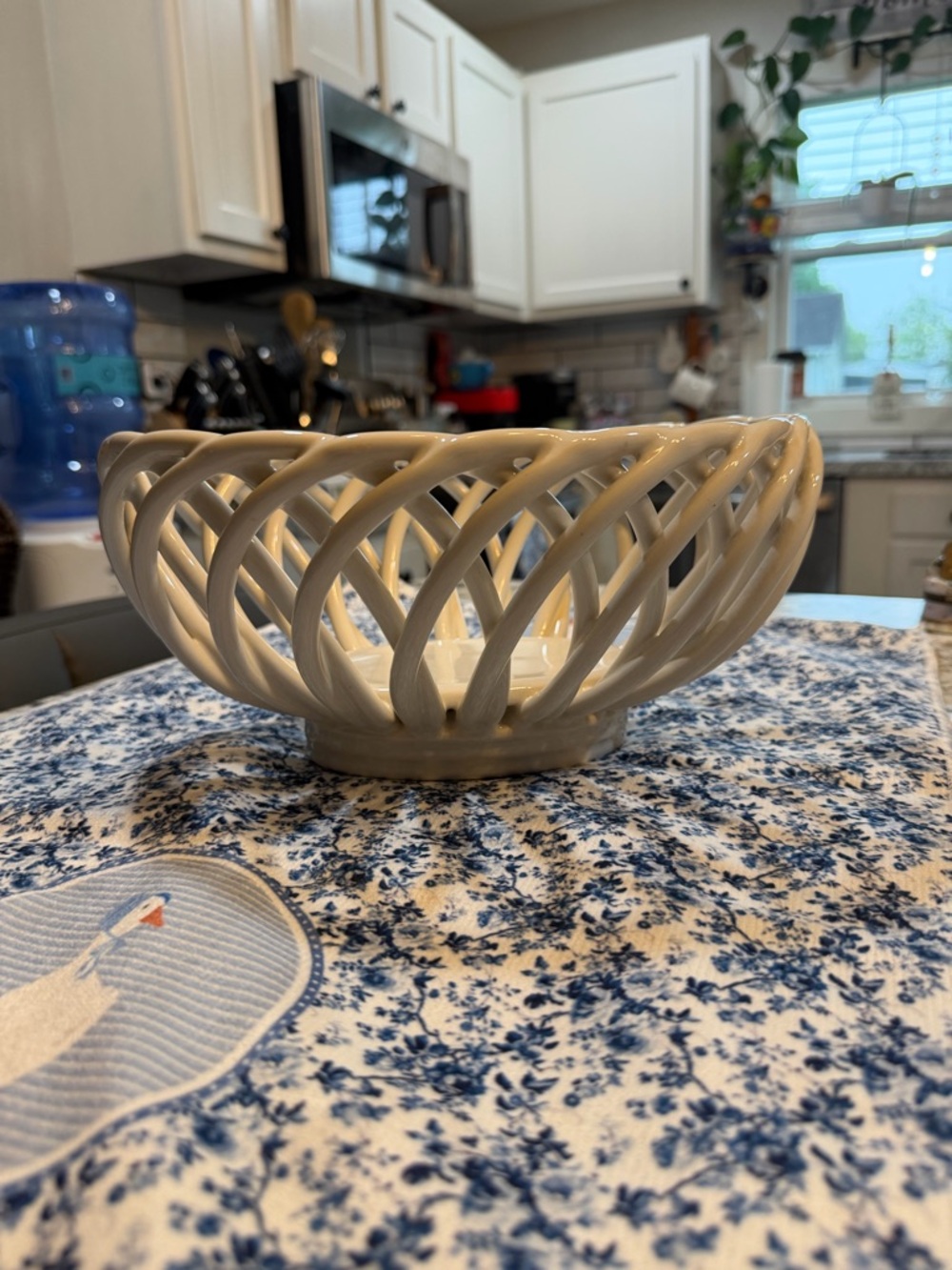 Ceramic Twisted Open Weave Fruit Bowl - Cream